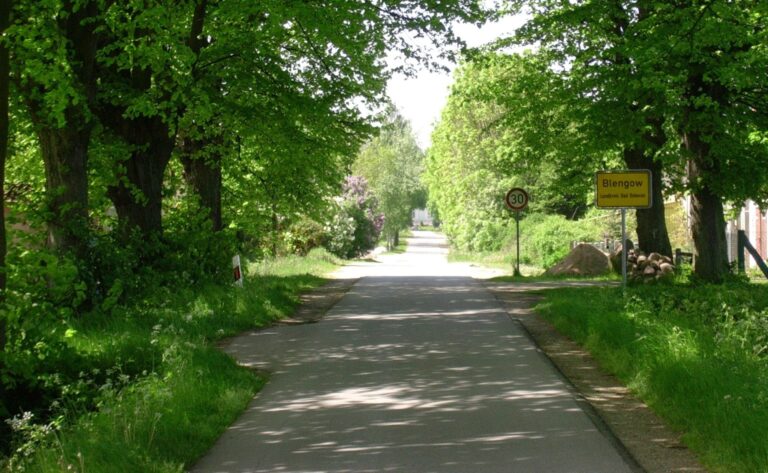 Anfahrt zum Ostseebad Rerik Ortsteil Blengow